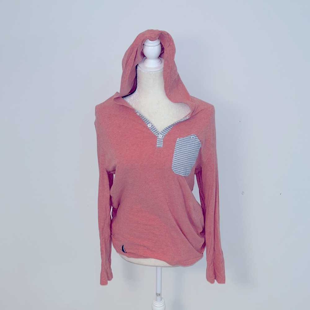 WON Long Sleeve Shirt w/ hoodie